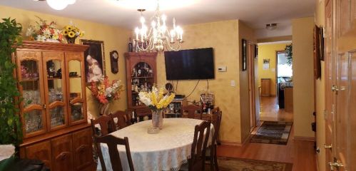 5112 Mango Ave, Chicago IL 60630-4665 exterior