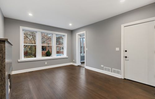 3312 Cullom Ave, Chicago IL 60618-1218 exterior