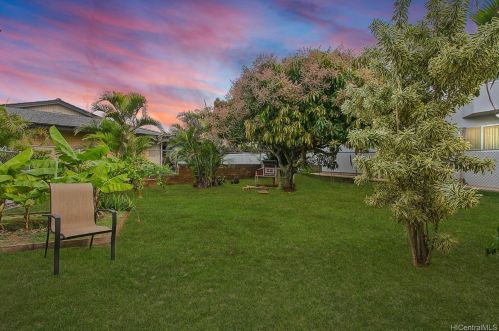 1263 Ala Pili Loop, Honolulu HI  96818-1633 exterior