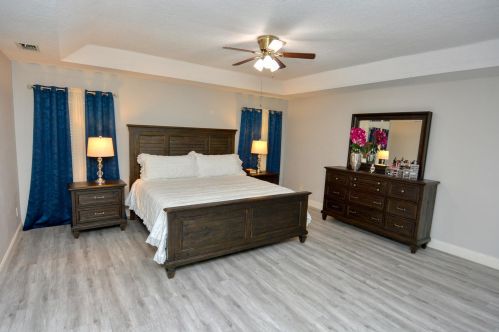 1761 Bradway Ln, Fort Pierce FL 34953-1621 exterior