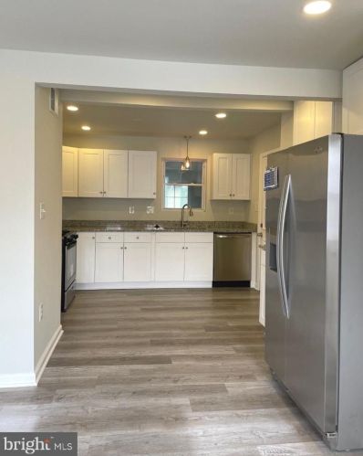 1020 Crawford Dr, Rockville MD 20851-1707 exterior