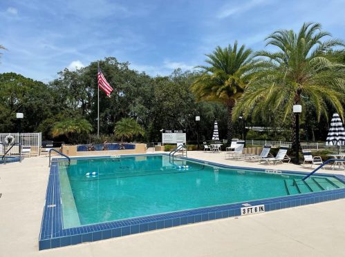 415 Plantation Blvd, Lake Mary FL 32746-2528 exterior