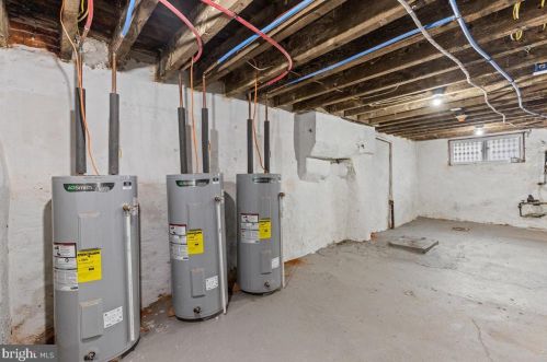 1602 17 St, Philadelphia PA 19132-3930 exterior