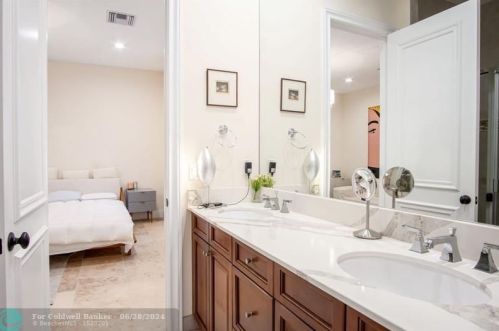 17894 Monte Vis Dr, Boca Raton FL 33496-1057 exterior