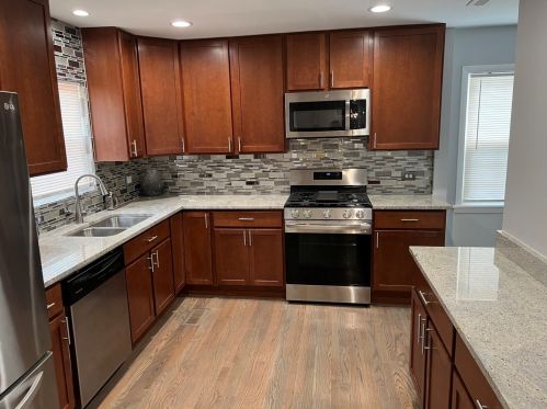 9209 Springfield Ave, Chicago IL 60805-1461 exterior