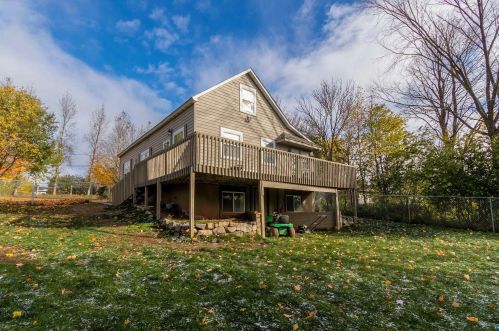 3864 Nelson Rd, Duluth MN 55803-2739 exterior