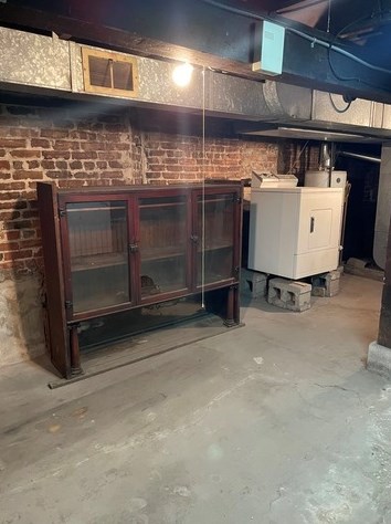 3303 Claremont Ave, Chicago IL 60620-5923 exterior