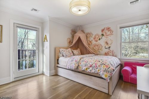 7 Dale Dr, Chatham Township NJ  07928-1661 exterior