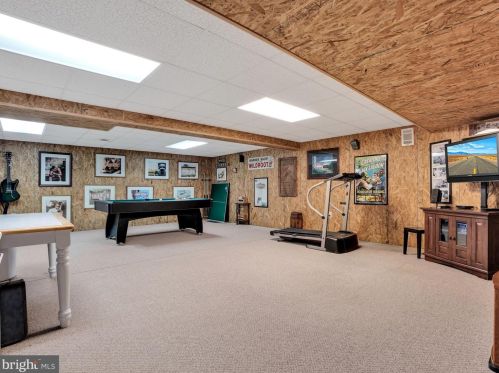 106 Cross Creek Dr, Primrose PA 17901-8727 exterior