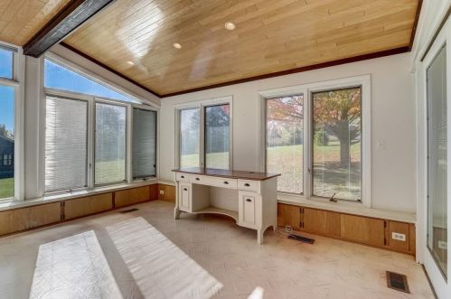 4714 Billingsgate Ln, Bull Valley IL 60098-8748 exterior