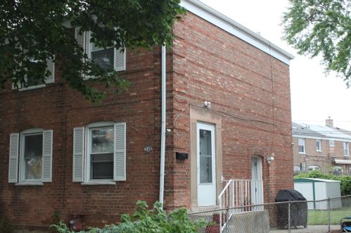 6451 Lockwood Ave, Chicago, IL 60638-5705