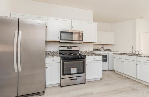 1012 Cullerton St, Chicago IL 60608-2515 exterior