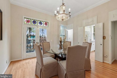 2731 Dumbarton St, Washington DC 20007-3336 exterior