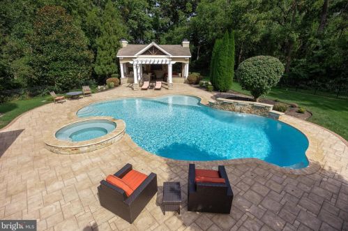 42 Jasmine Rd, Lumberton Township NJ 08048-5285 exterior