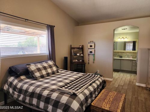 5653 Ballantry Dr, Tucson AZ  85746-1397 exterior