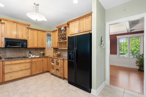 2120 Timberline Trl, Bull Valley IL 60098-8782 exterior