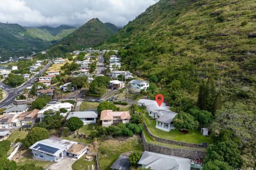 5435 Halapepe St, Honolulu HI  96821-1719 exterior