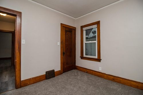 4608 39th St, Milwaukee WI  53209-5860 exterior