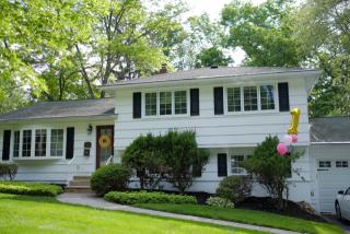 64 Seneca Trl, Wayne, NJ 07470-4427