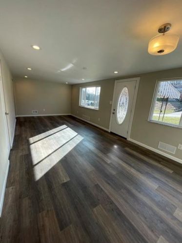 510 Barbara Dr, Pittsburgh PA  15227-4404 exterior