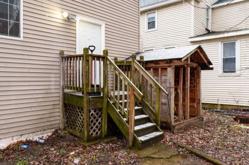 122 Stockbridge Ave, Kalamazoo MI  49001-2840 exterior