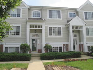 2264 Daybreak Dr, Aurora IL  60503-6700 exterior