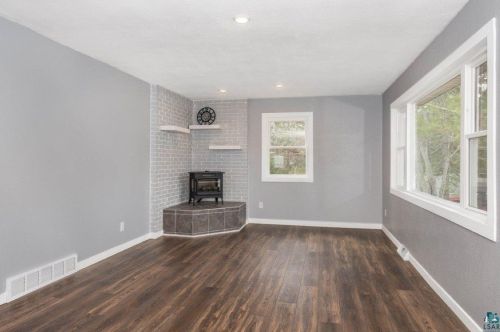 5336 Shady Ln, Duluth MN 55811-9732 exterior