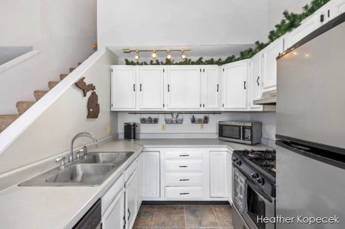 280 5 St, Cedar Springs MI 49319-9490 exterior