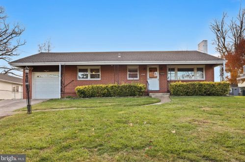 261 Clover Ave, Trenton, NJ 08638-3617