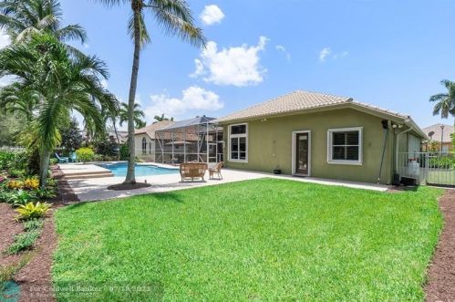 21642 Marigot Dr, Boca Raton FL 33428-4824 exterior