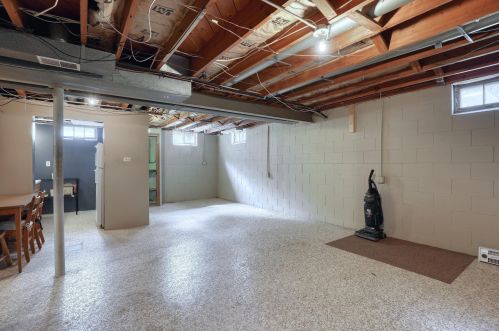 5243 82 Ct, Milwaukee WI 53218-2503 exterior