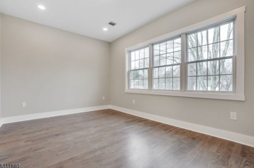 95 Irving Ave, Livingston NJ  07039-2947 exterior