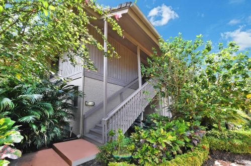 7113 Rain Forest Dr, Boca Raton, FL 33434-5258