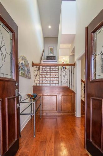 4949 Bayshore Blvd, Tampa FL 33611-3851 exterior