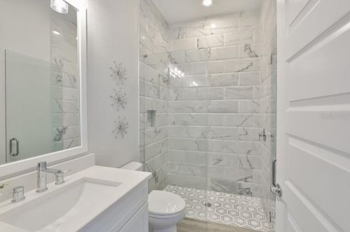 3404 Bay Vista Ave, Tampa FL 33611-1227 exterior