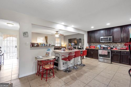 6420 Cedarhurst Trl, Atlanta GA 30349-4416 exterior