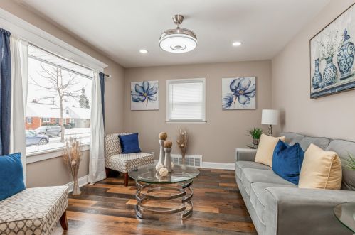 3471 77th St, Milwaukee, WI 53219-0038