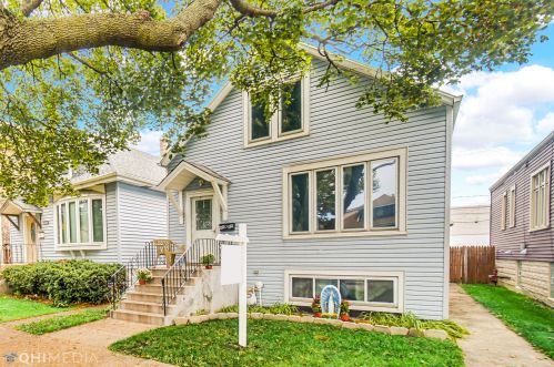 4949 Komensky Ave, Chicago, IL 60632-4202