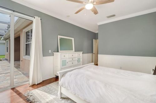 3721 Ashley Ct, Naples FL 34116-7327 exterior