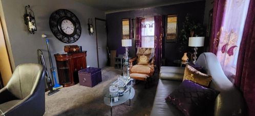 6327 Lincoln Ave, Milwaukee, WI 53219-2040