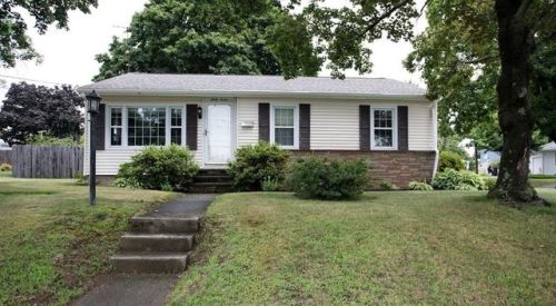 37 Belvedere St, Providence RI  02919-2511 exterior