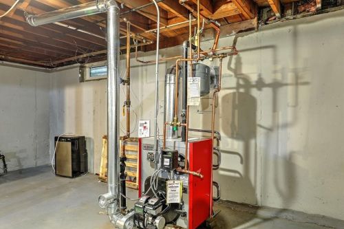 136 9th St, Providence RI 02906-2931 exterior