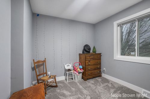 4013 8th Ave, Wyoming MI  exterior