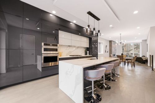 2140 Claremont Ave, Chicago, IL 60647-3213