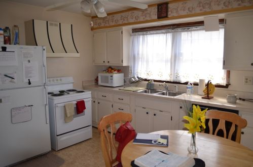 1018 Raynor Ave, Joliet IL 60435-4547 exterior