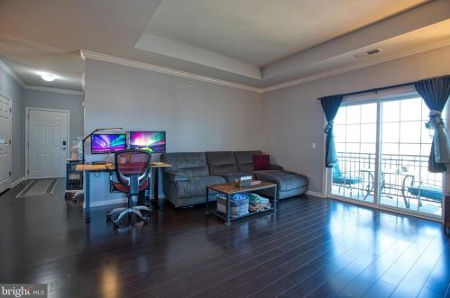 1442 Sierra Dr, Trenton NJ 08619-2071 exterior