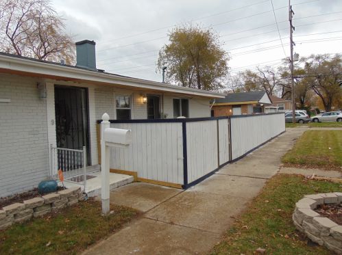 14447 Avalon Ave, Dolton, IL 60419-1901
