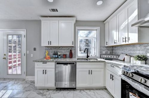 2007 Britt Dr, Lithonia GA 30078-2859 exterior