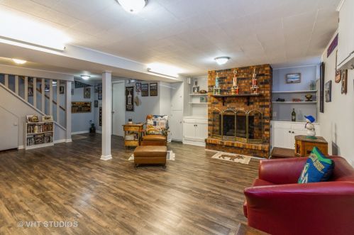 313 Dwight Ave, Joliet IL 60436-1424 exterior