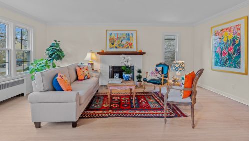 5110 Shoreland Ave, Milwaukee WI  53217-5541 exterior